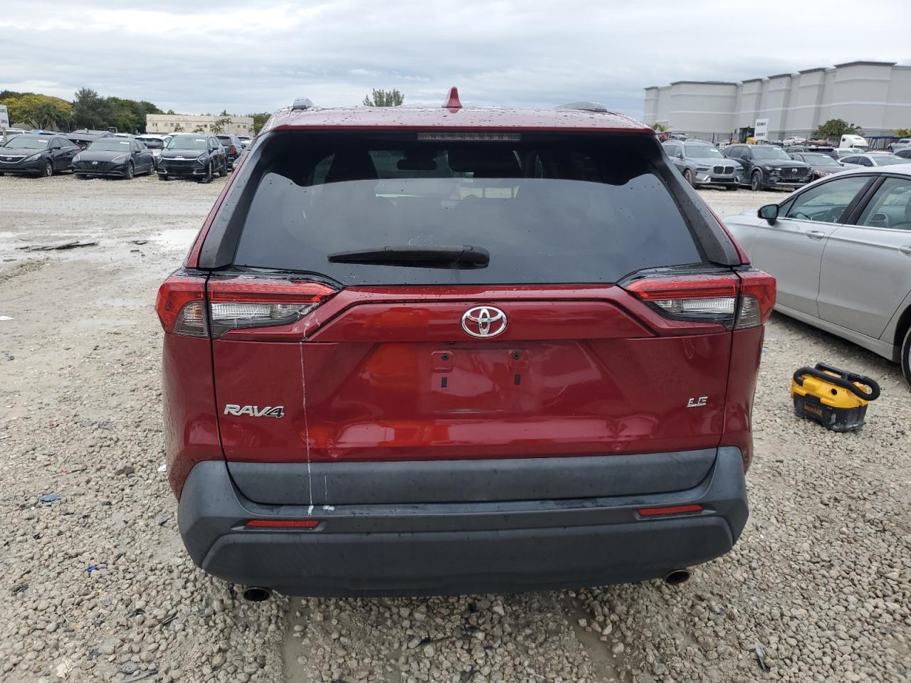 2020 Toyota RAV 4 - Image 6