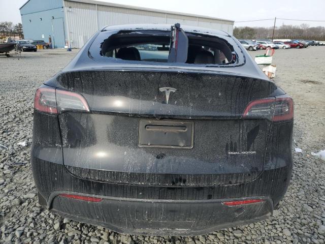  TESLA MODEL Y 2023 Черный