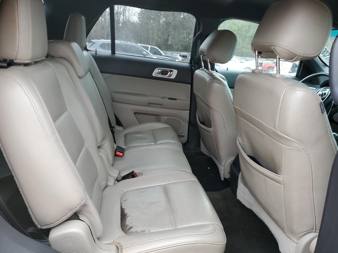 2013 Ford Explorer - Image 12