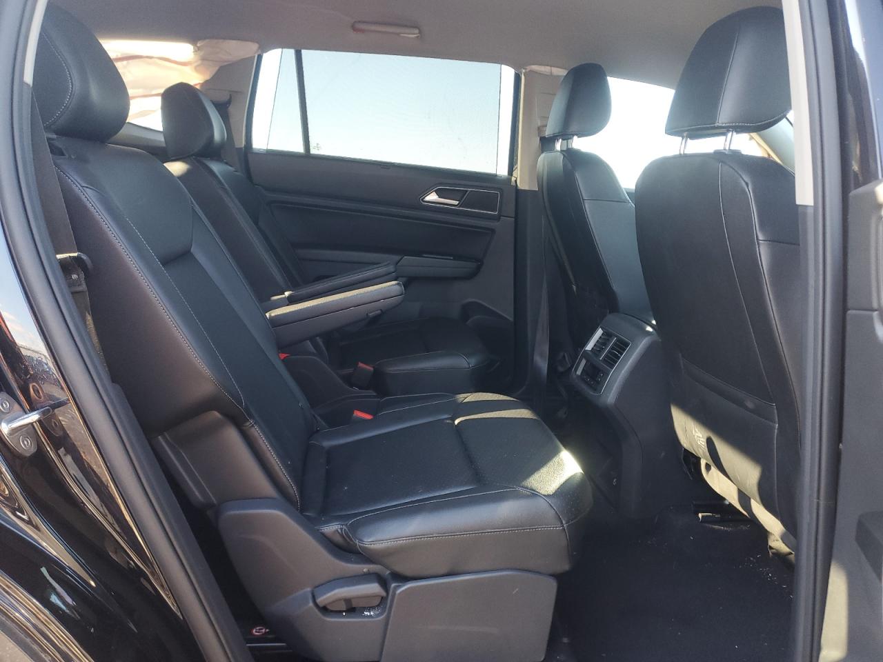 2019 Volkswagen Atlas - Image 11