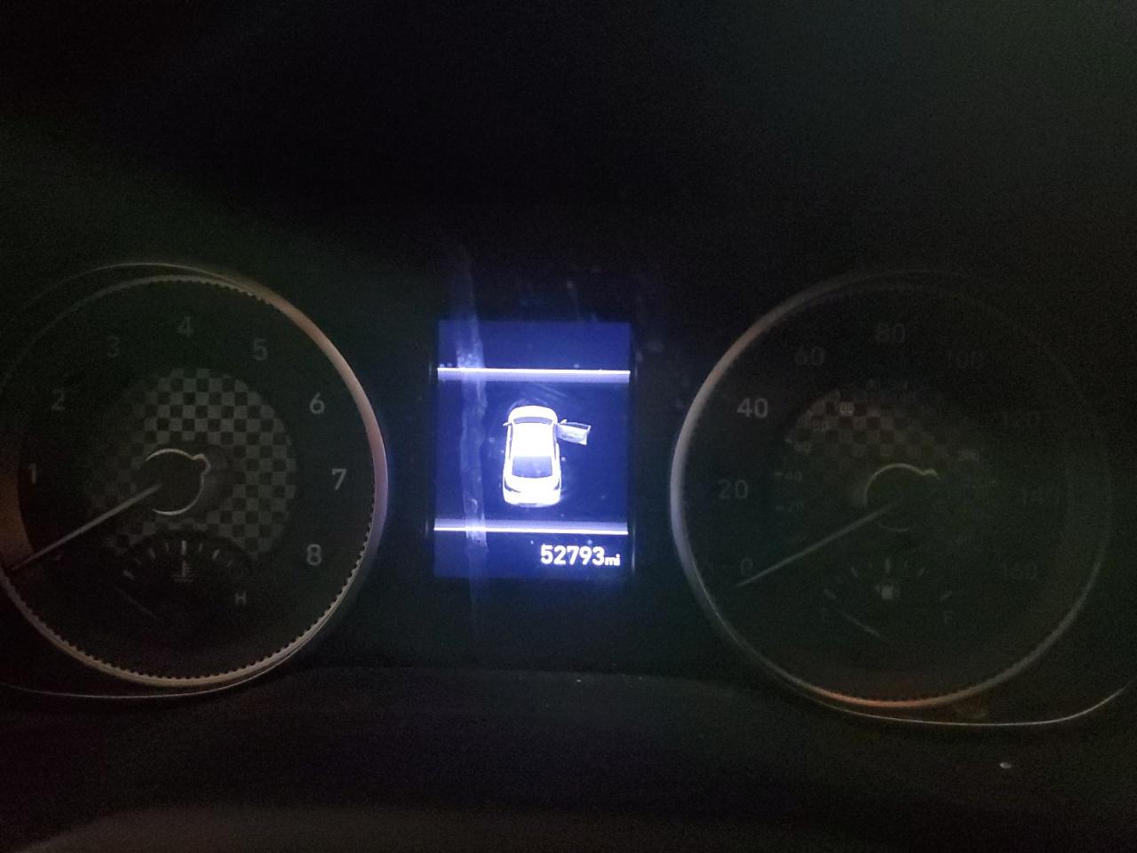 2019 Hyundai Elantra - Image 9