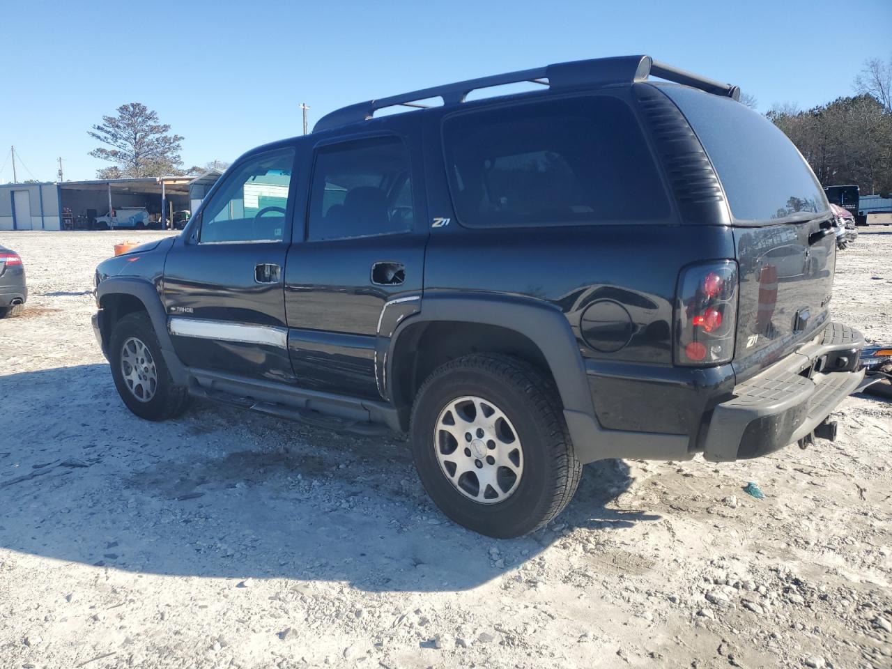 2004 Chevrolet Tahoe - Image 2