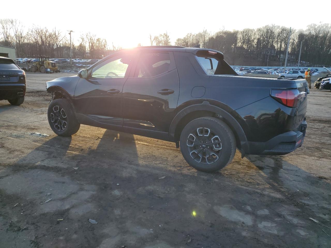 2022 Hyundai Santa Cruz - Image 2