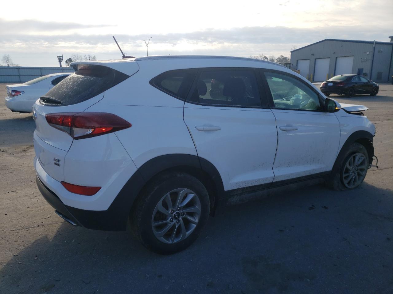 2016 Hyundai Tucson - Image 3