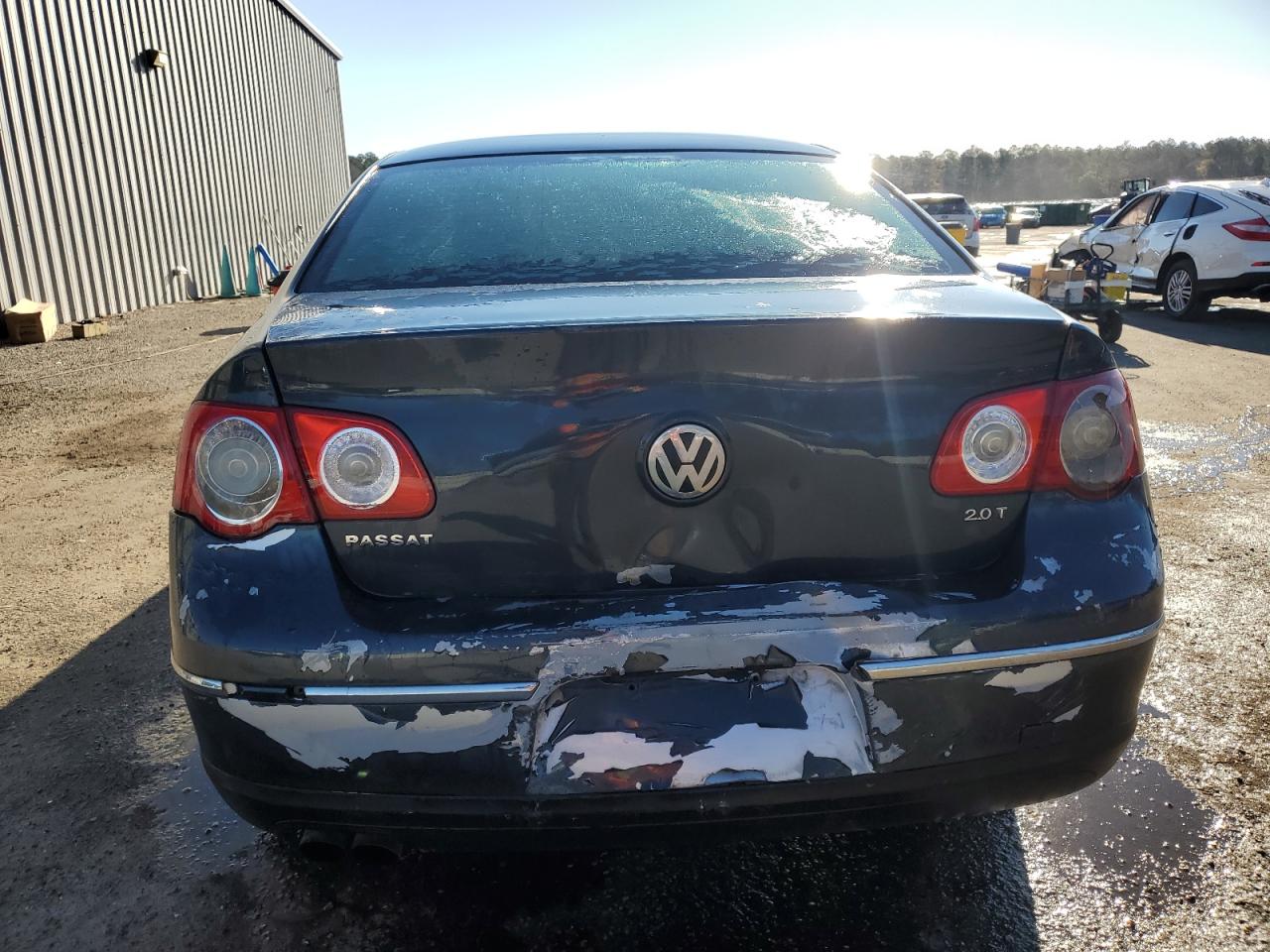 2006 Volkswagen Passat - Image 6