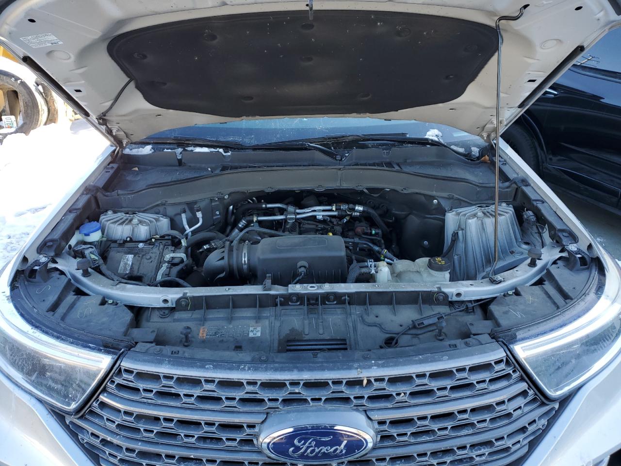 2021 Ford Explorer - Image 12