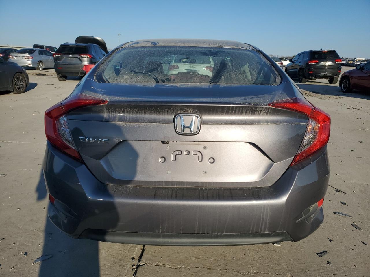 19XFC2F5XJE023424 HONDA CIVIC 2018