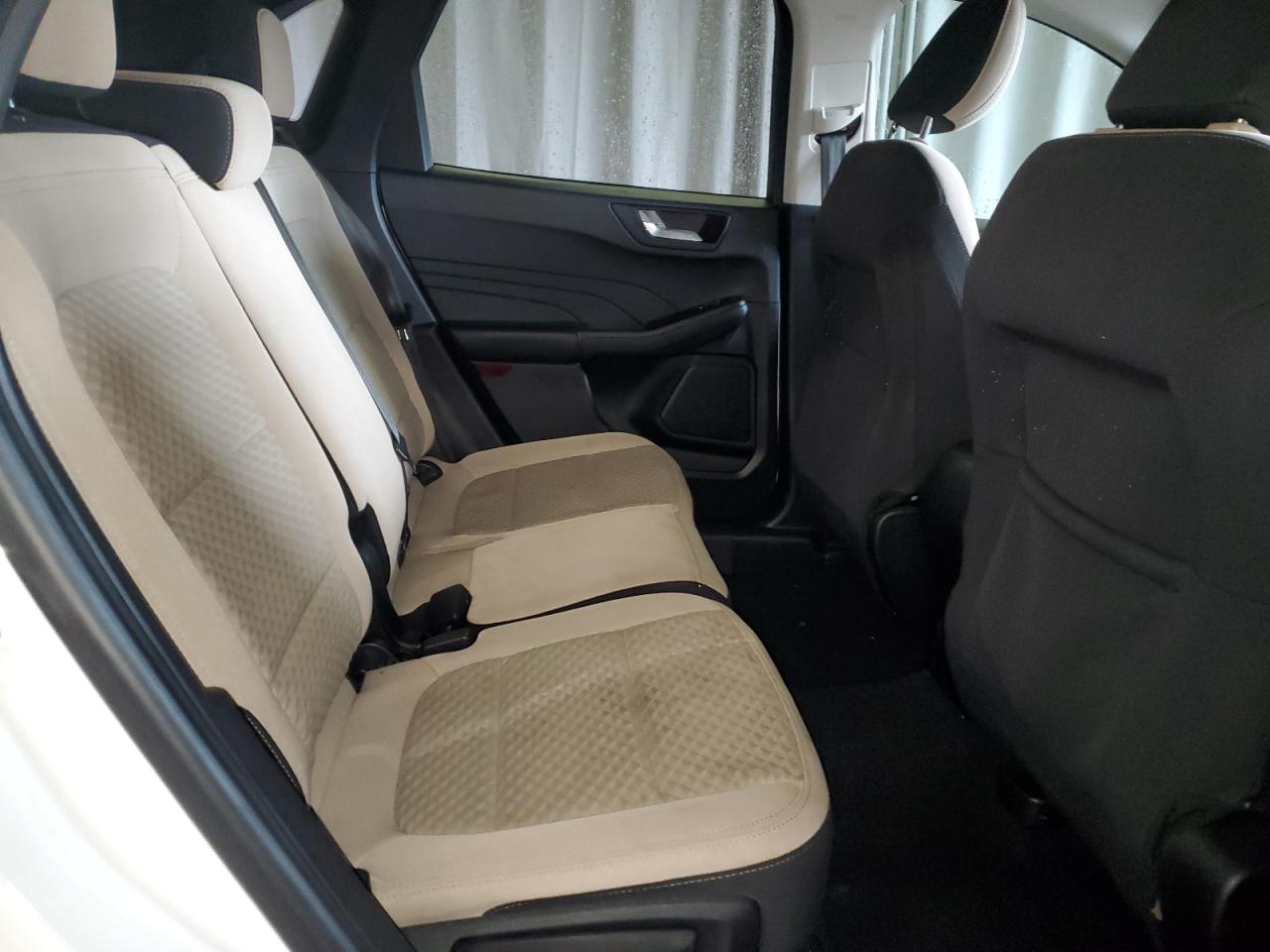 2021 Ford Escape - Image 11