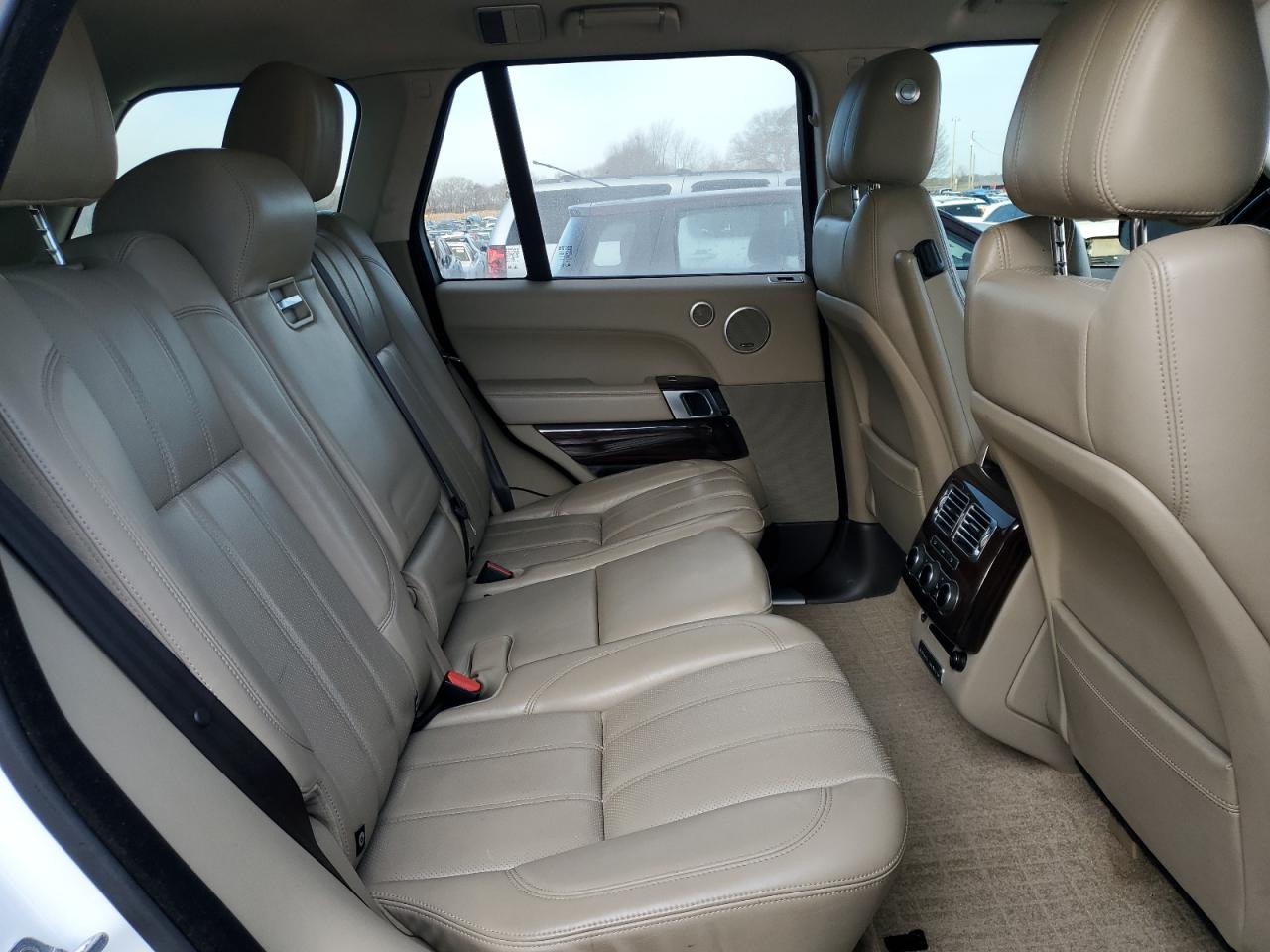2016 Land Rover Range Rover - Image 11