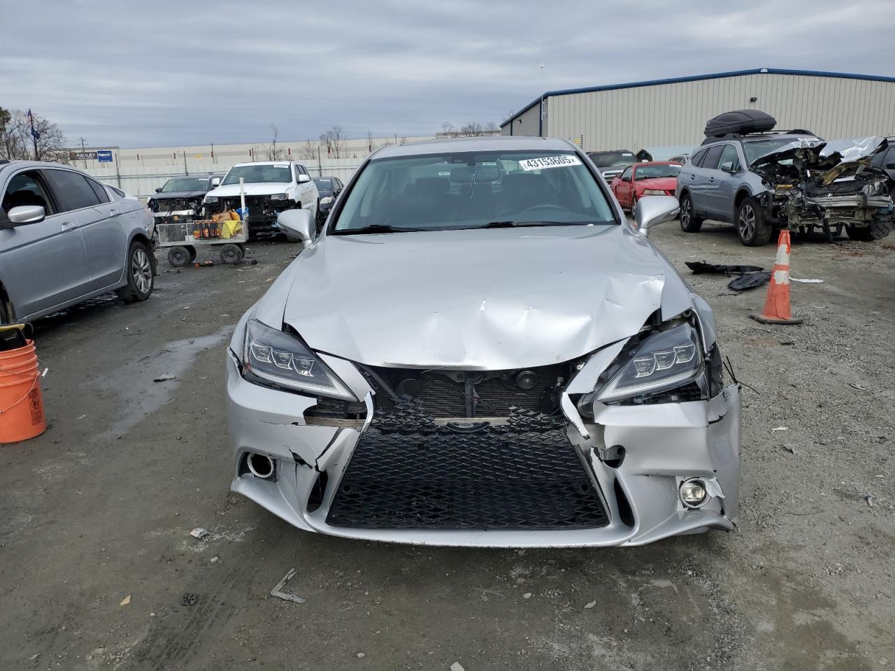 2010 Lexus IS - Image 5