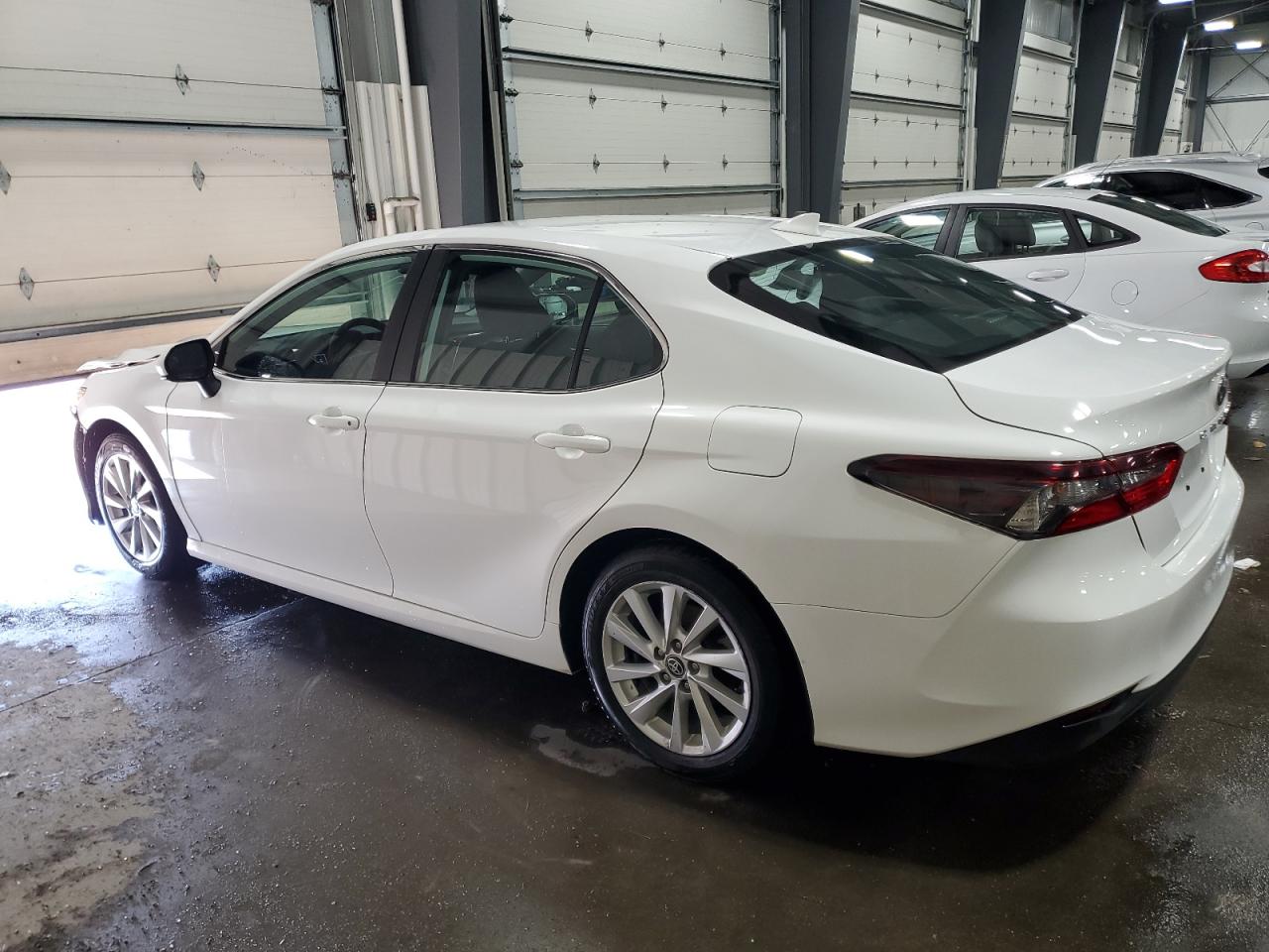4T1C11AK8MU586280 TOYOTA CAMRY 2021
