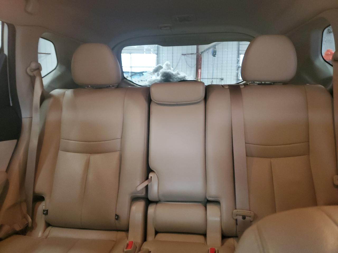 2017 Nissan Rogue - Image 10