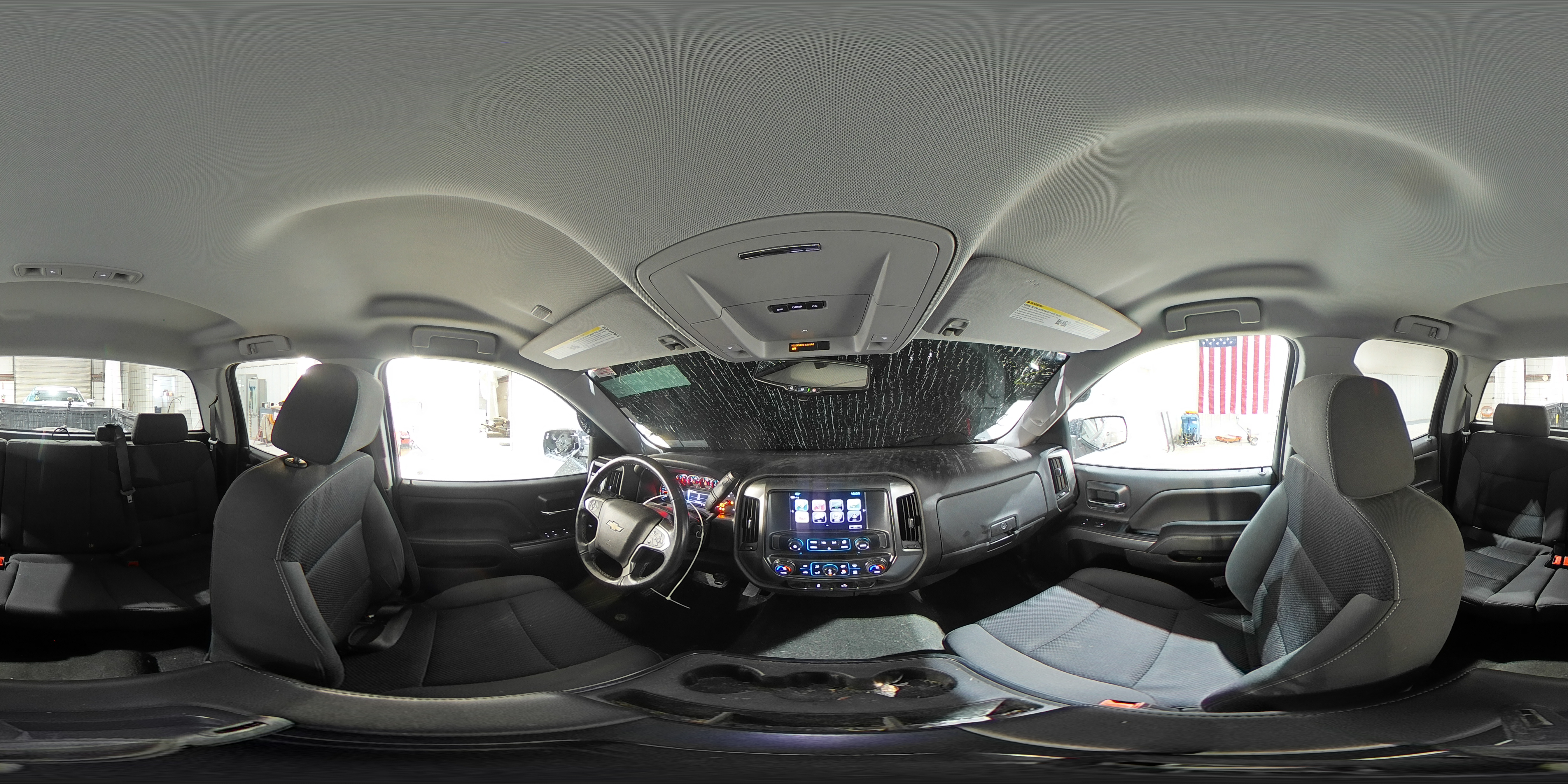 2018 Chevrolet Silverado - Image 15