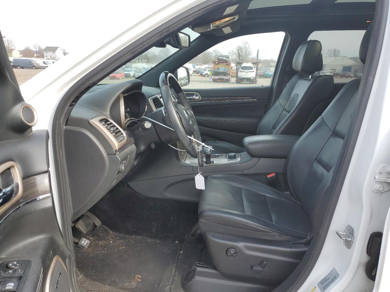2015 Jeep Grand Cherokee - Image 7