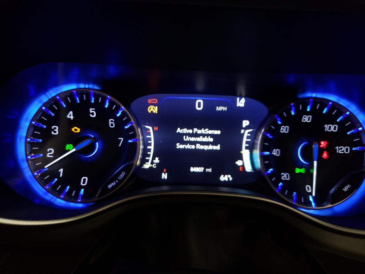 2020 Chrysler Pacifica - Image 9