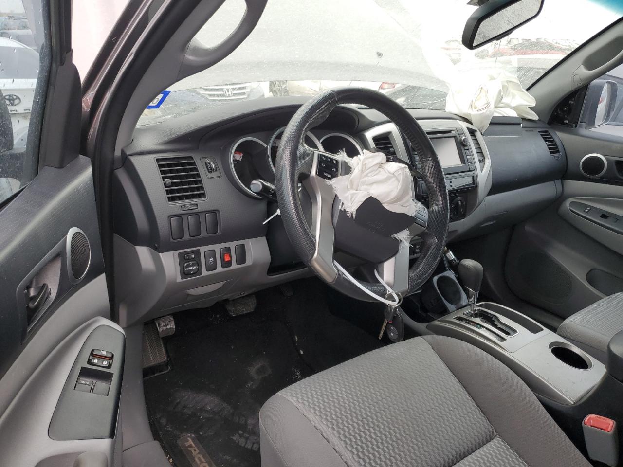2013 Toyota Tacoma - Image 8
