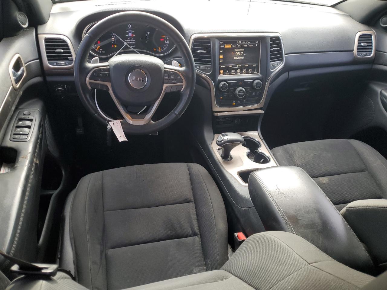 2015 Jeep Grand Cherokee - Image 8