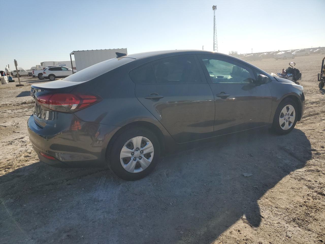 2018 Kia Forte - Image 3