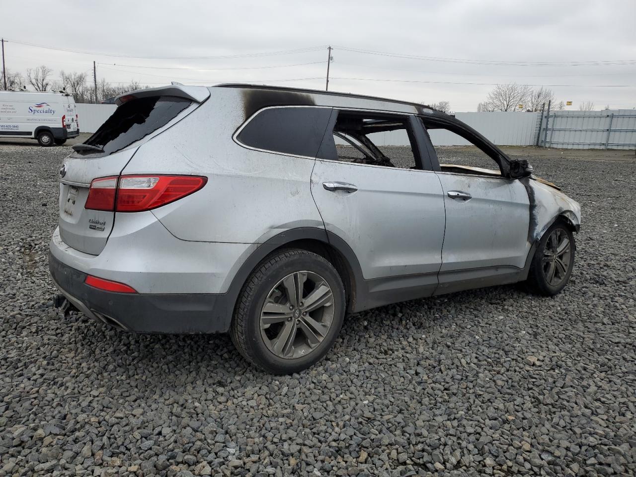 2015 Hyundai Santa Fe - Image 3