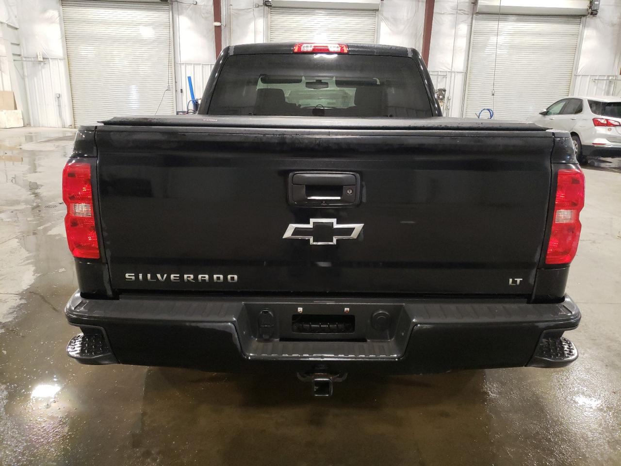 2017 Chevrolet Silverado - Image 6