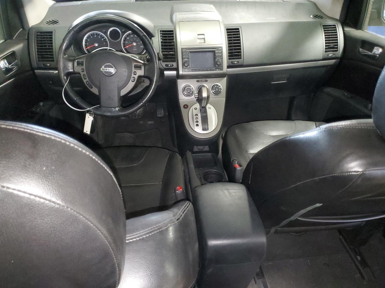 2010 Nissan Sentra - Image 8