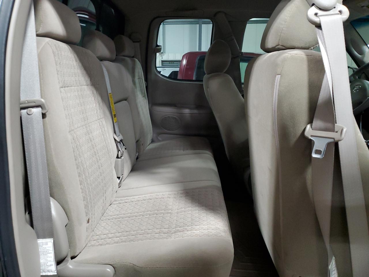 2006 Toyota Tundra - Image 10
