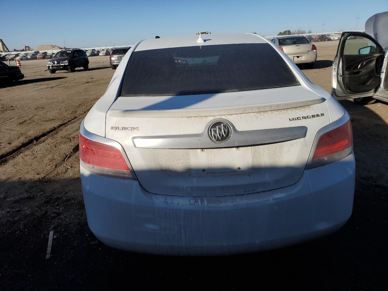 2011 Buick LaCrosse - Image 6