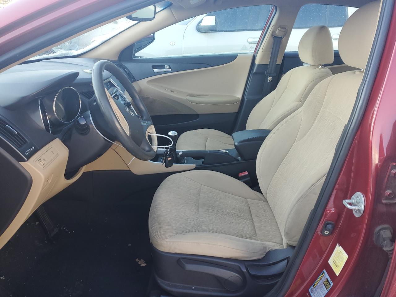 2011 Hyundai Sonata - Image 7
