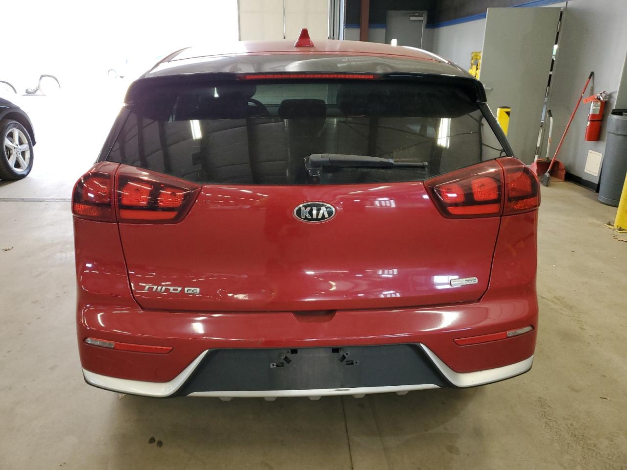 VIN KNDCB3LC5H5049725 2017 KIA NIRO no.6