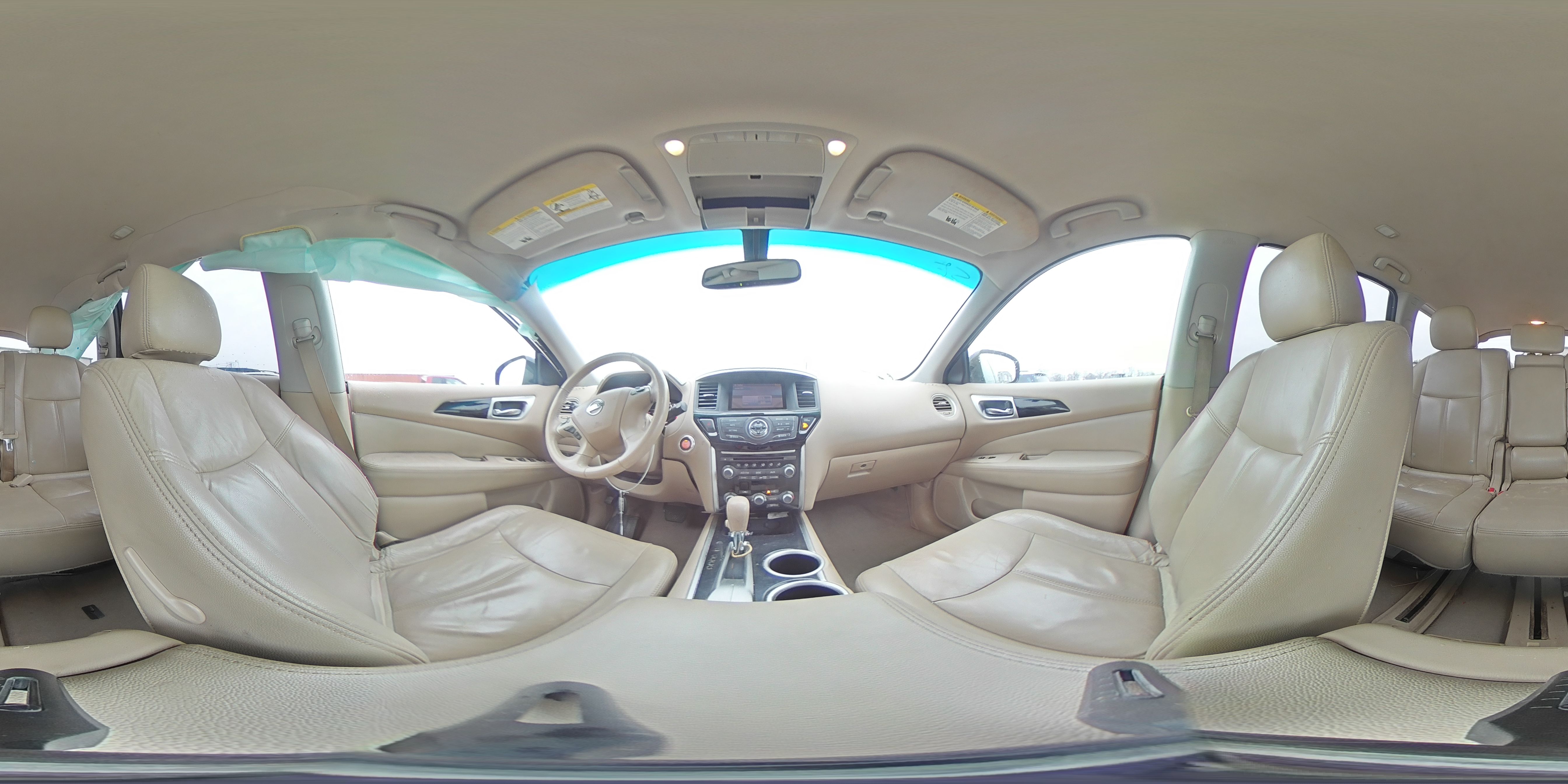 2015 Nissan Pathfinder - Image 15