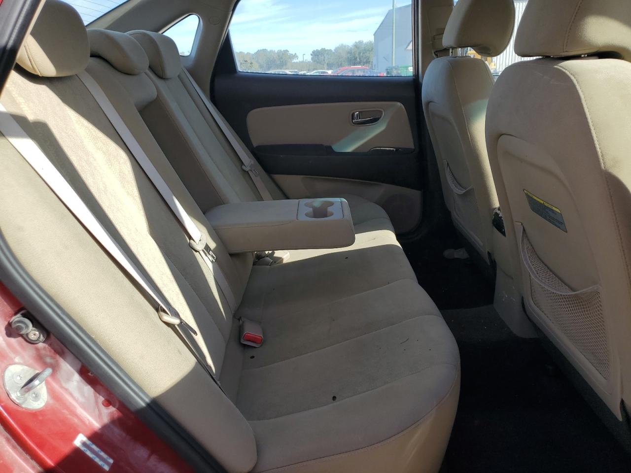 2010 Hyundai Elantra - Image 10