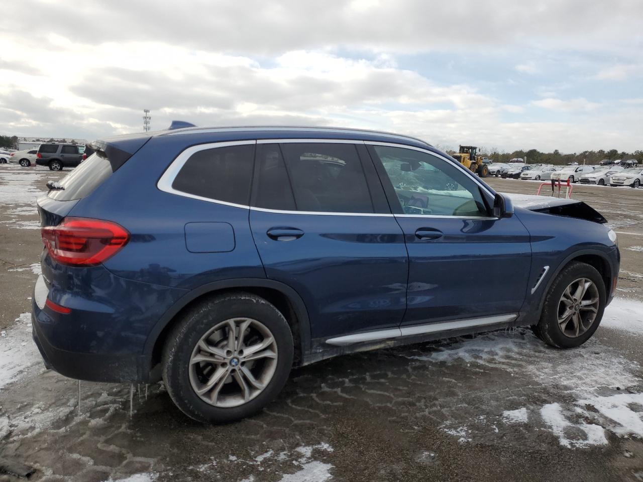 2021 BMW X3 - Image 3