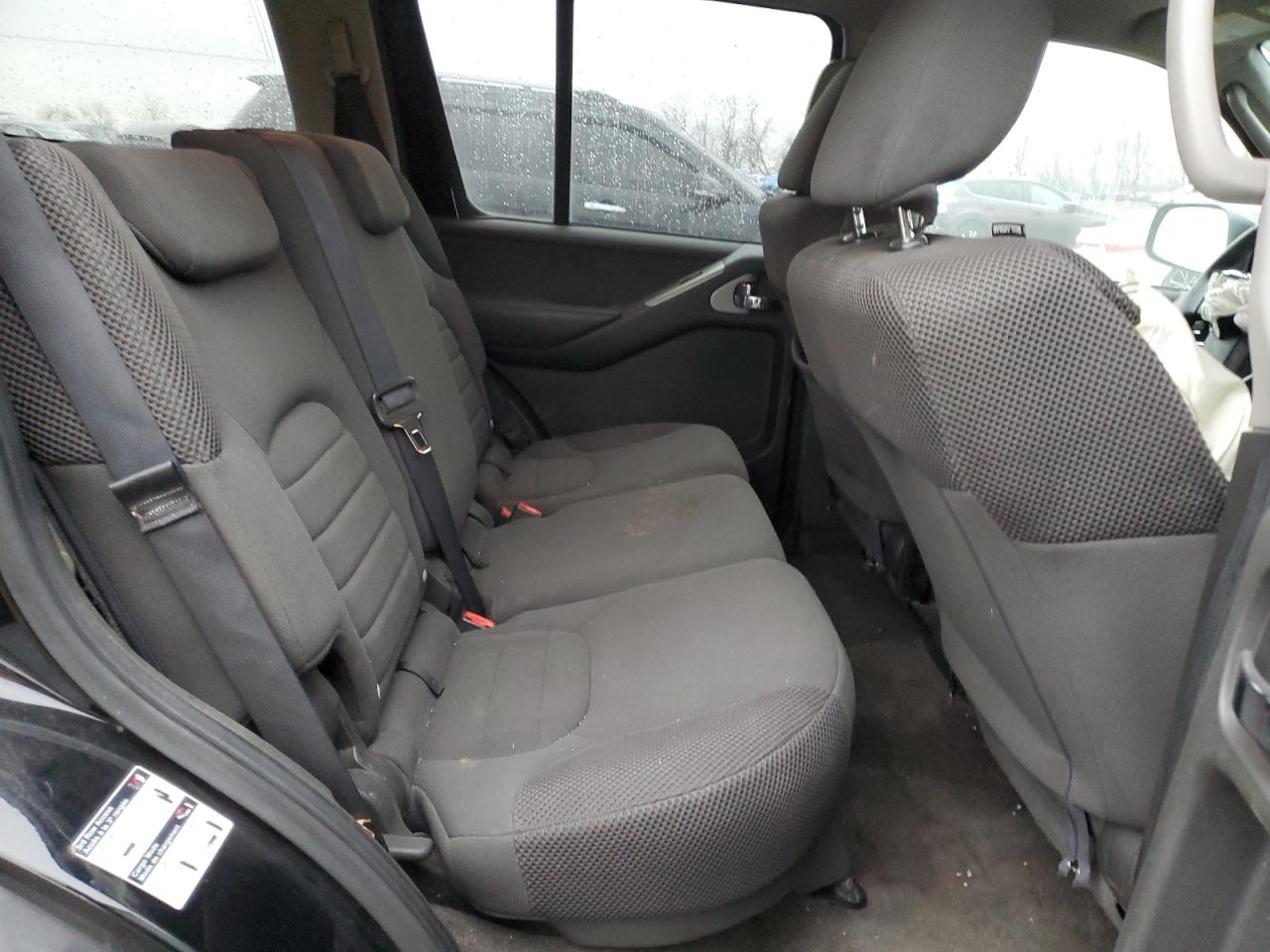 2011 Nissan Pathfinder - Image 12