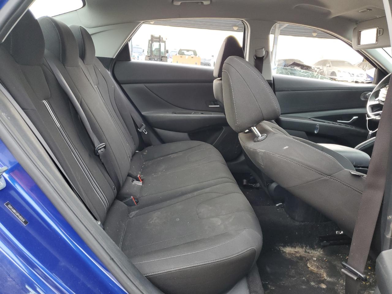 2023 Hyundai Elantra - Image 10
