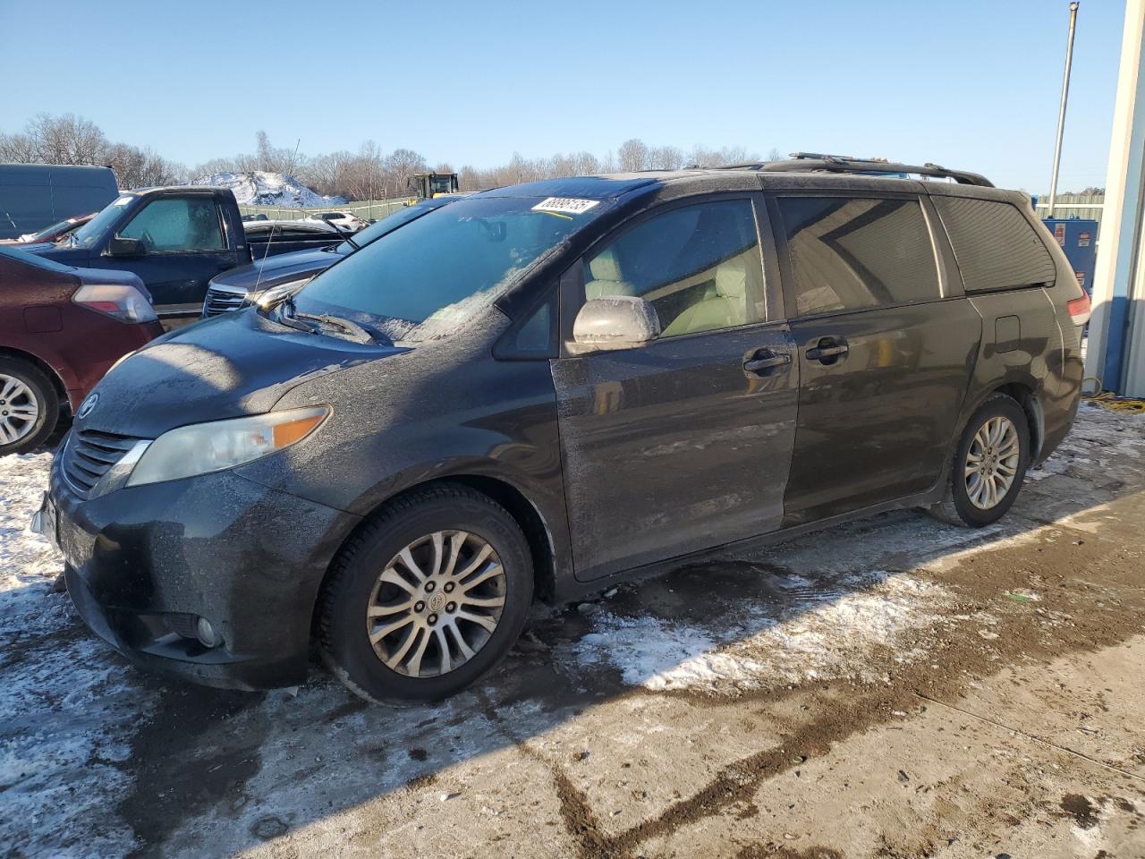 2011 Toyota Sienna - Image 1