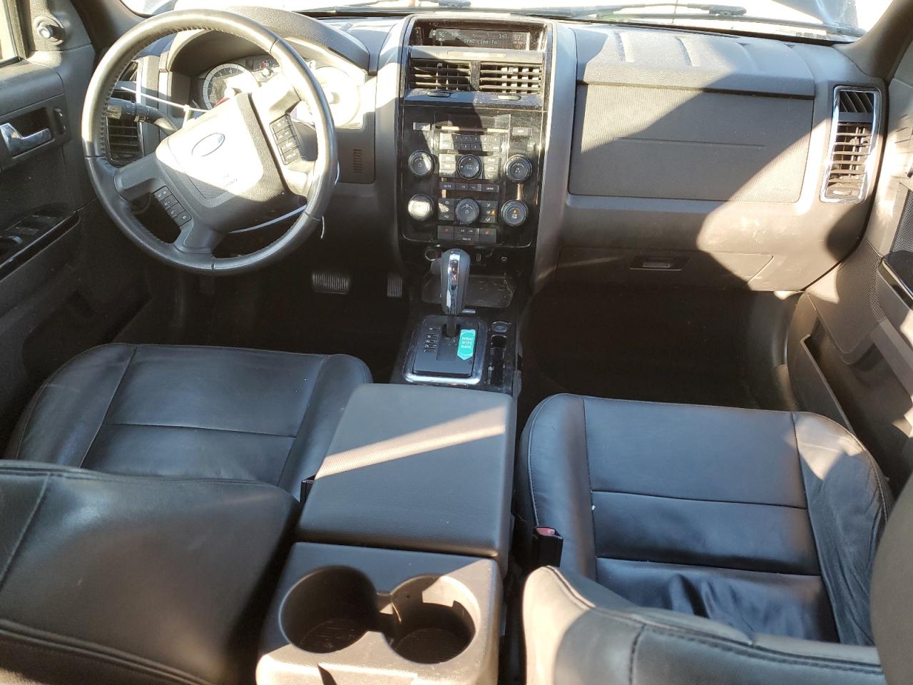 2011 Ford Escape - Image 8