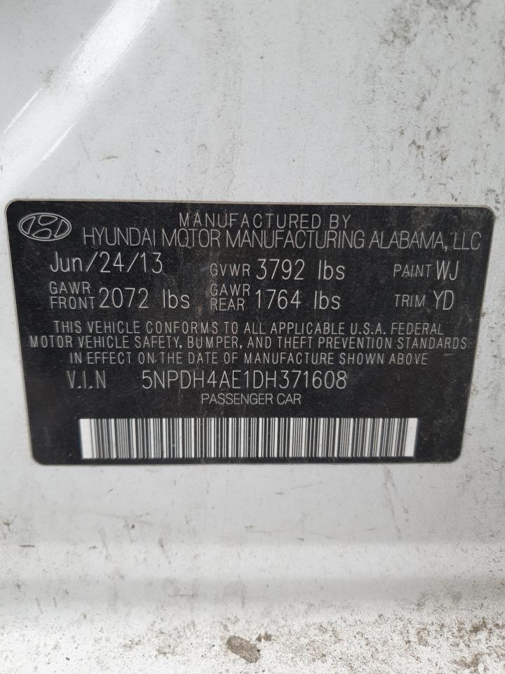 2013 Hyundai Elantra - Image 12