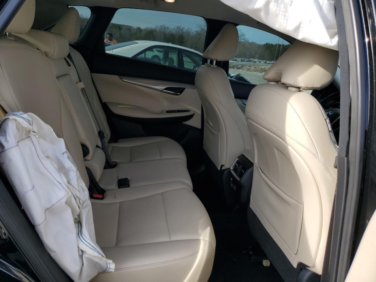 2021 Infiniti QX50 - Image 11
