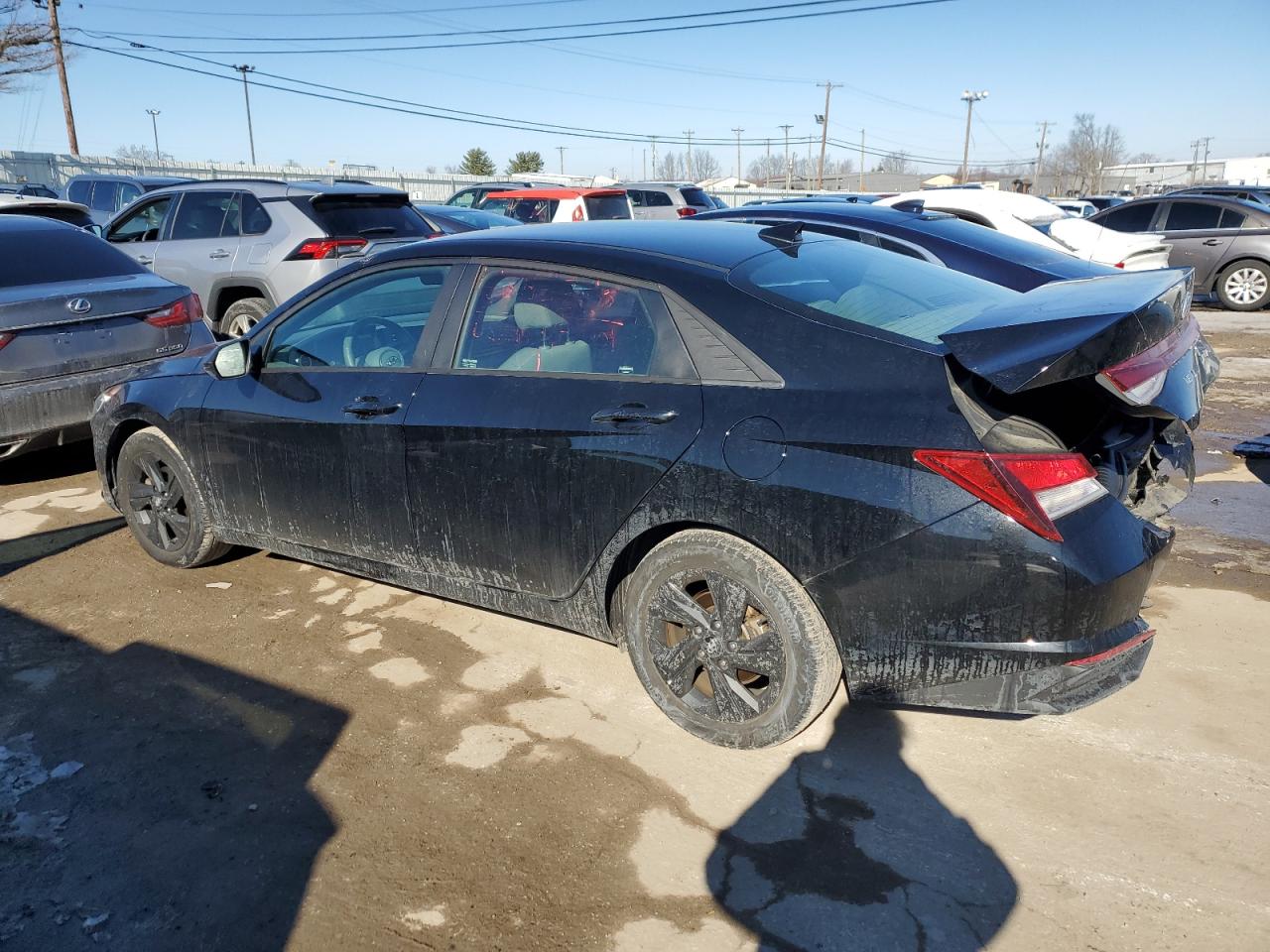 2022 Hyundai Elantra - Image 2
