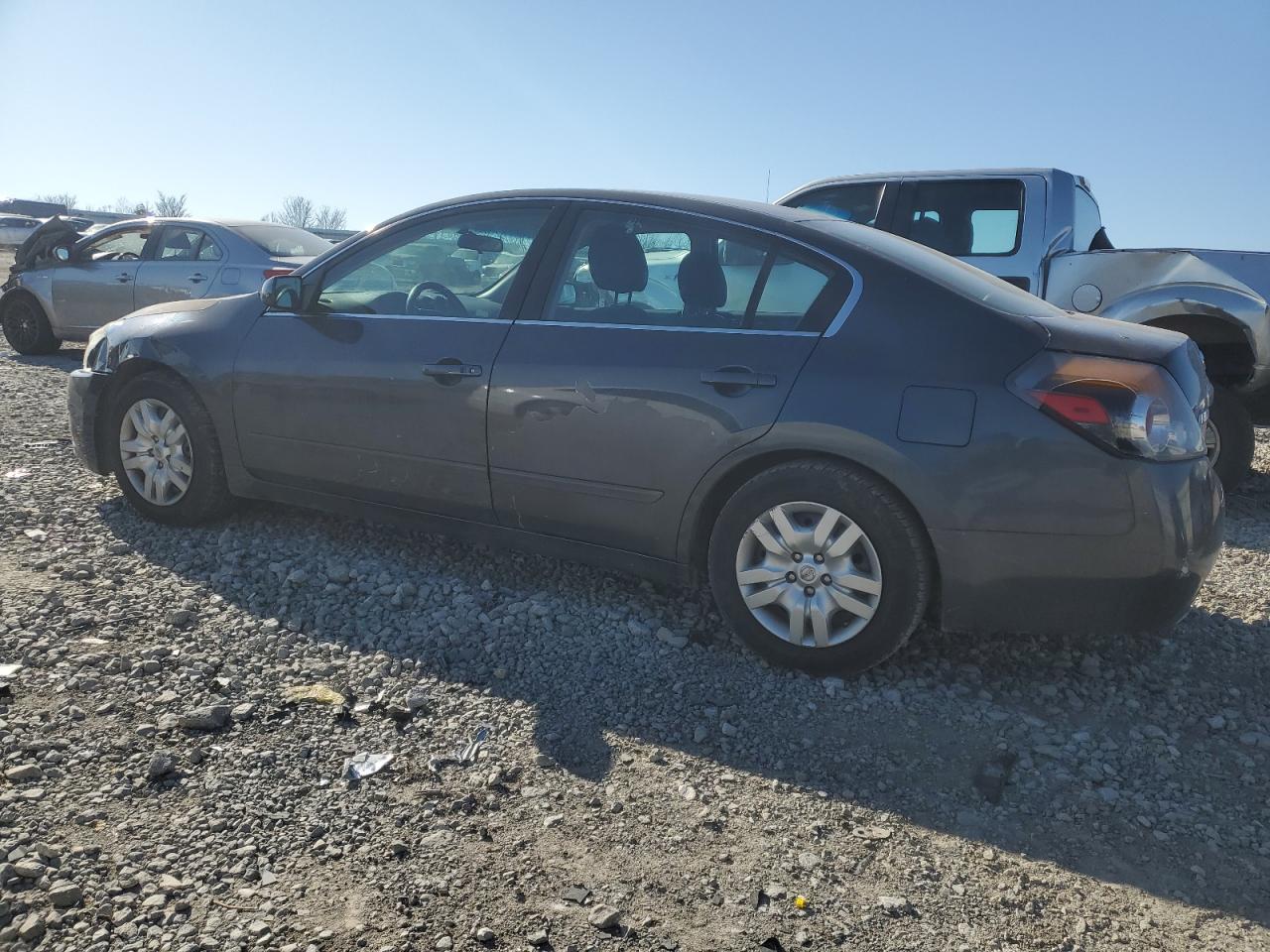 2012 Nissan Altima - Image 2