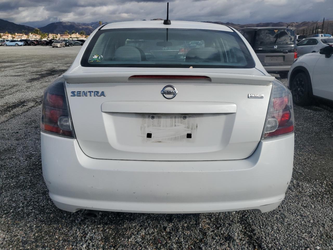 2011 Nissan Sentra - Image 6