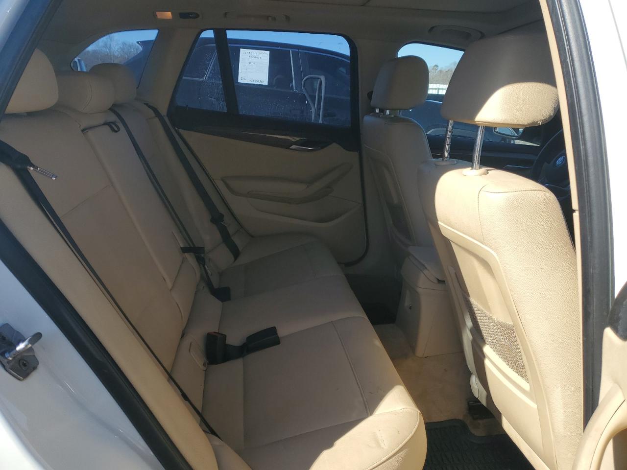 2015 BMW X1 - Image 11