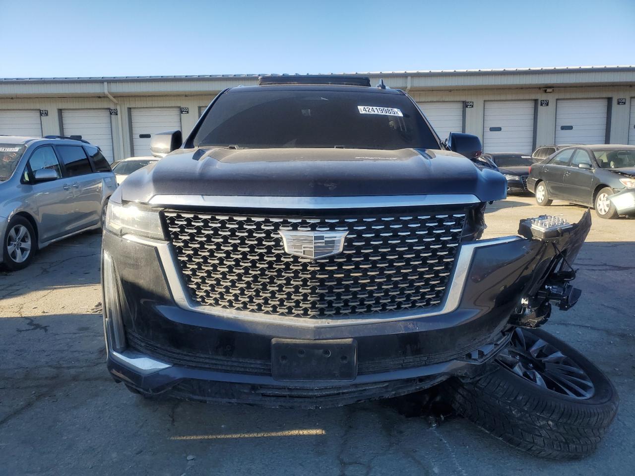 2022 Cadillac Escalade - Image 5