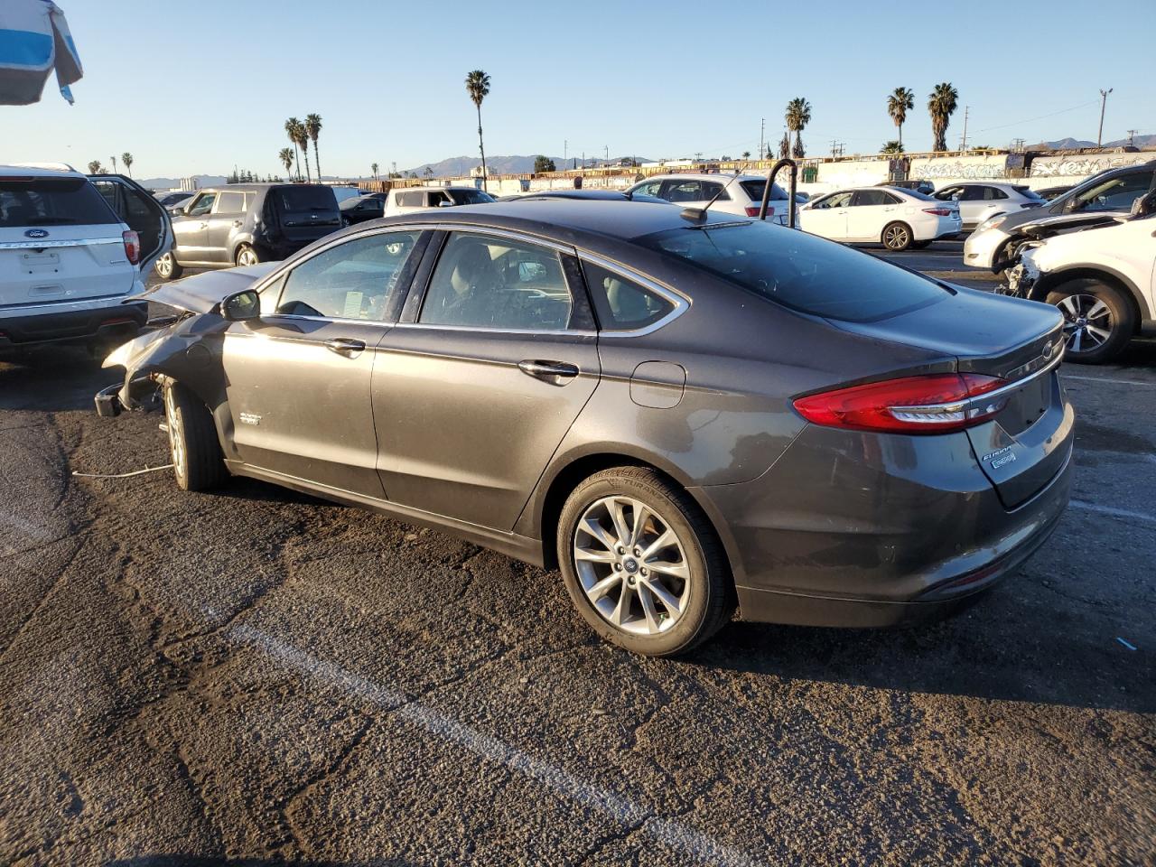 VIN 3FA6P0PU6HR379506 2017 FORD FUSION no.2