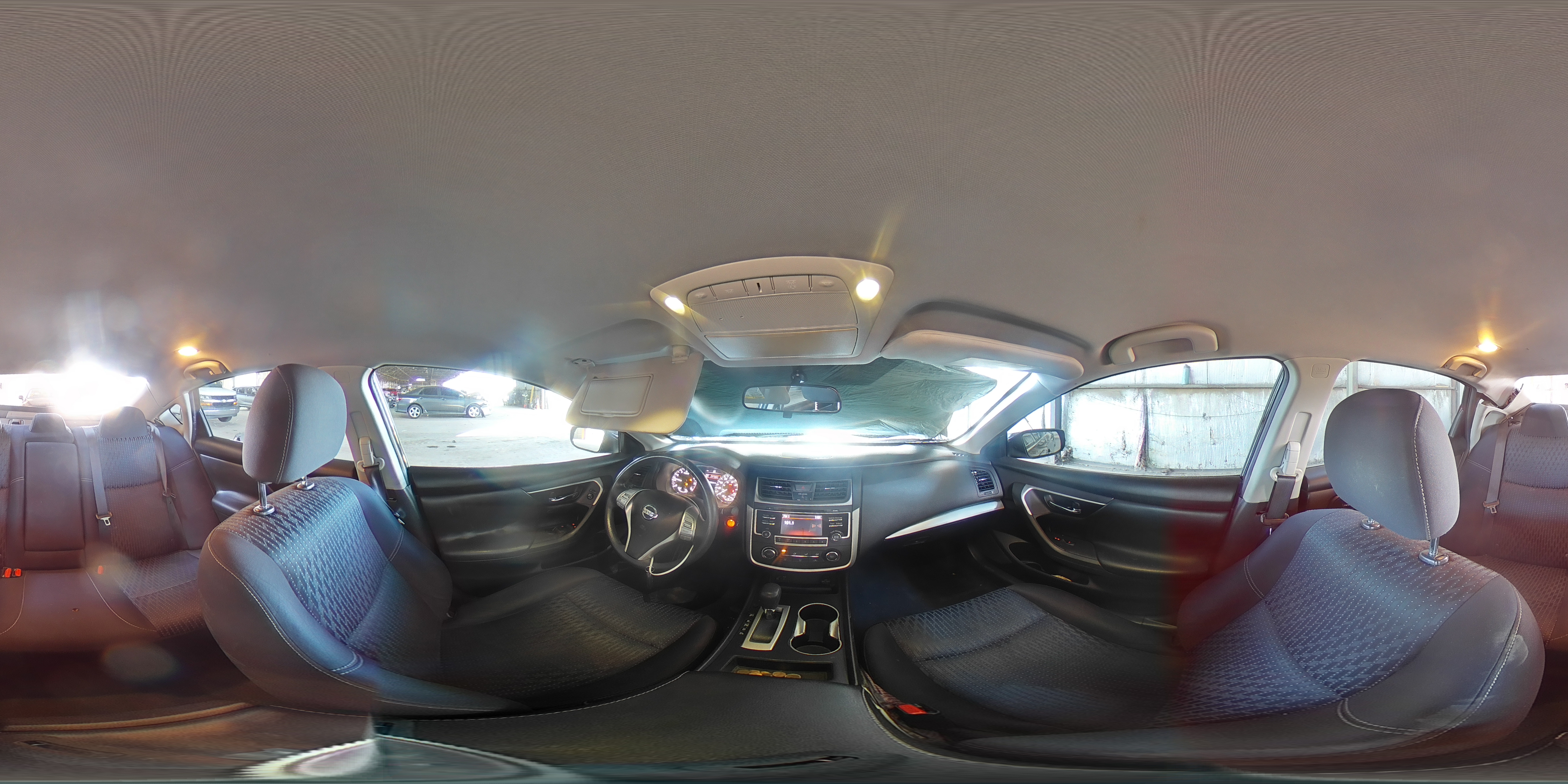 2016 Nissan Altima - Image 12