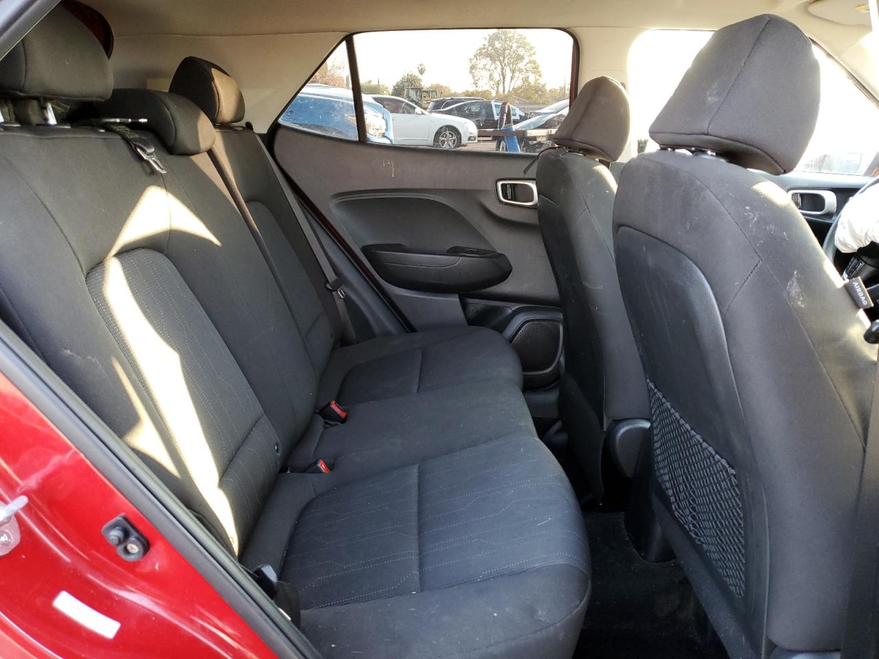 2020 Hyundai Venue - Image 10