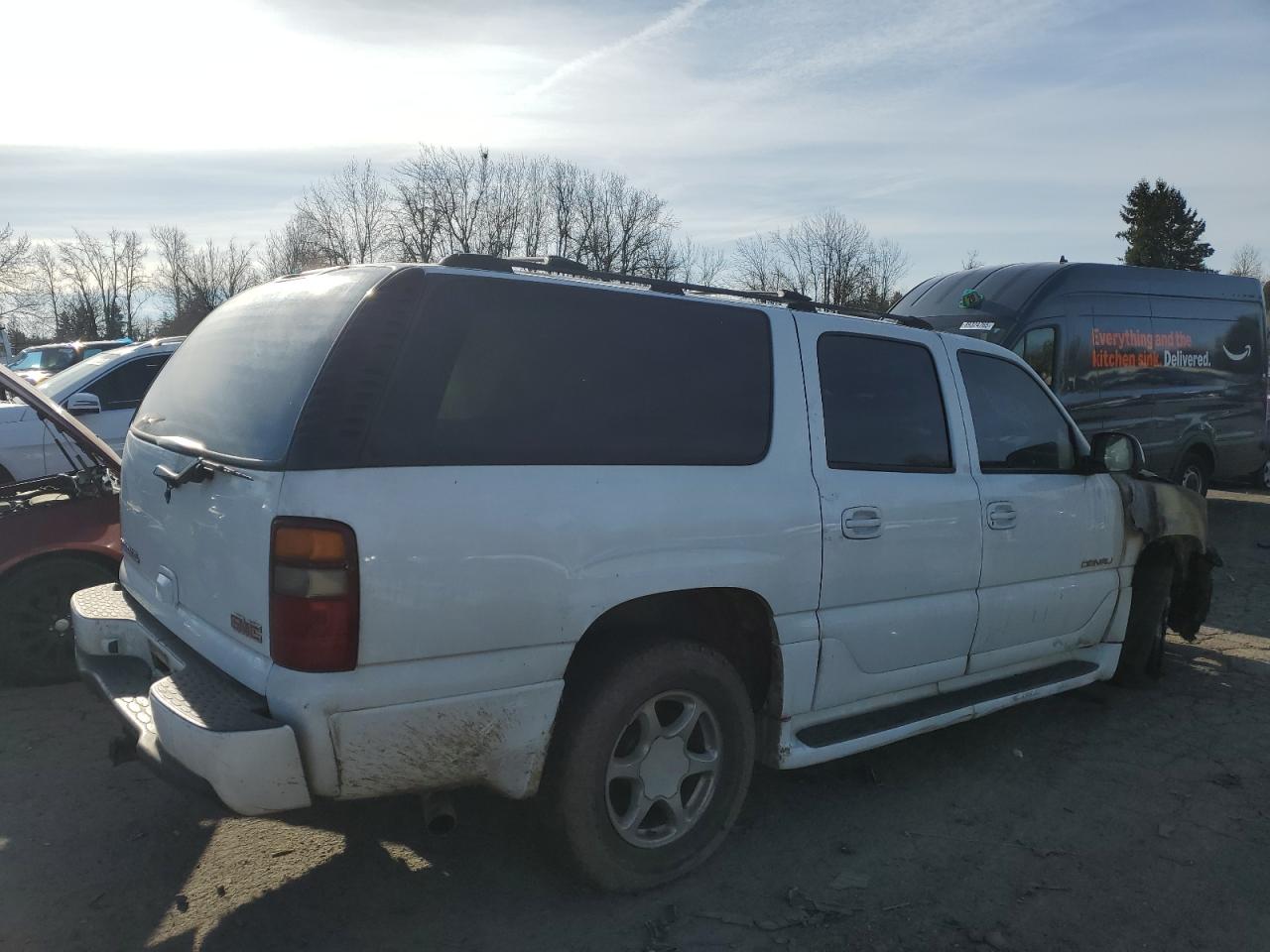 2003 GMC Yukon - Image 3