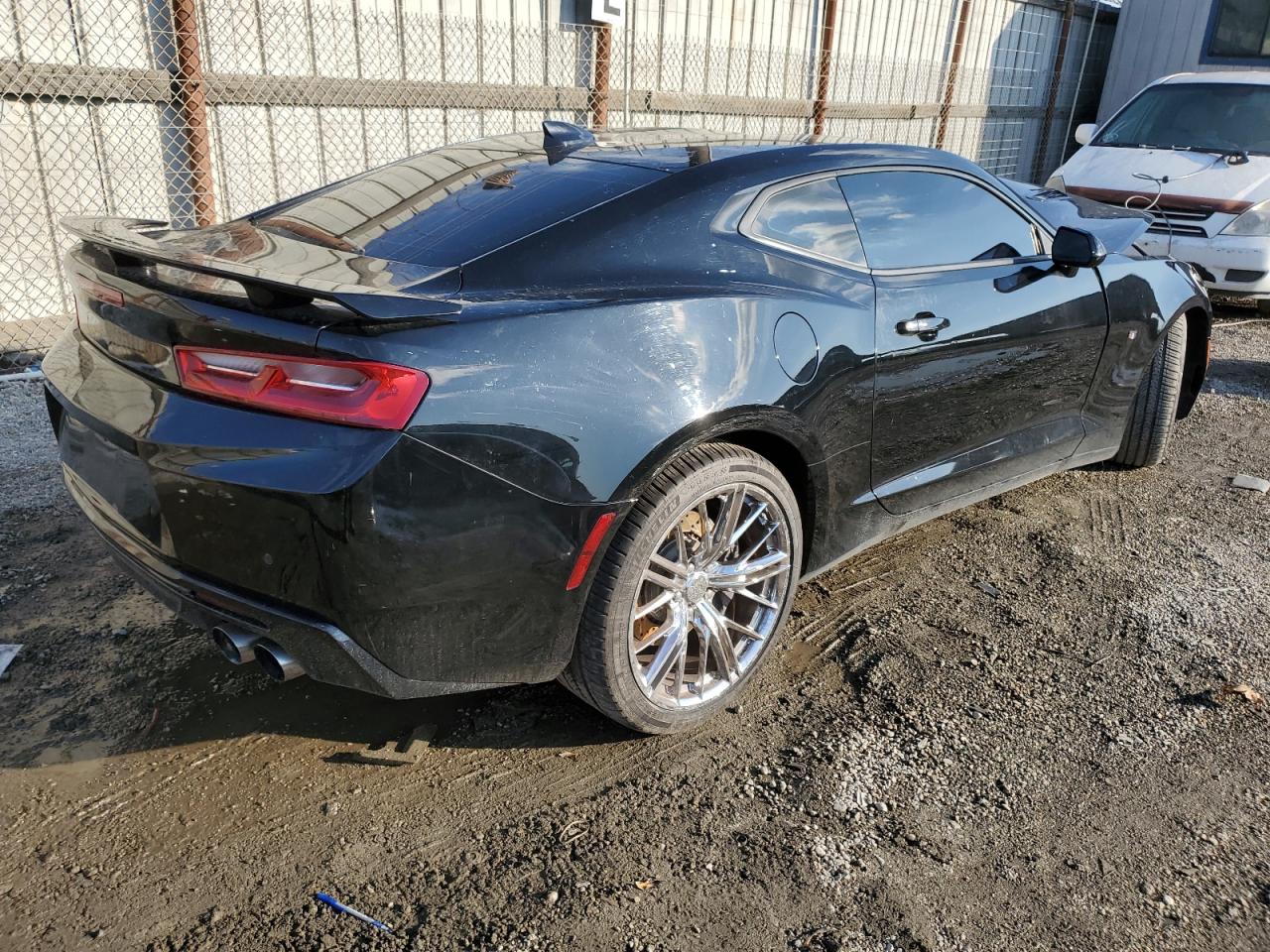 1G1FE1R79H0118716 CHEVROLET CAMARO 2017