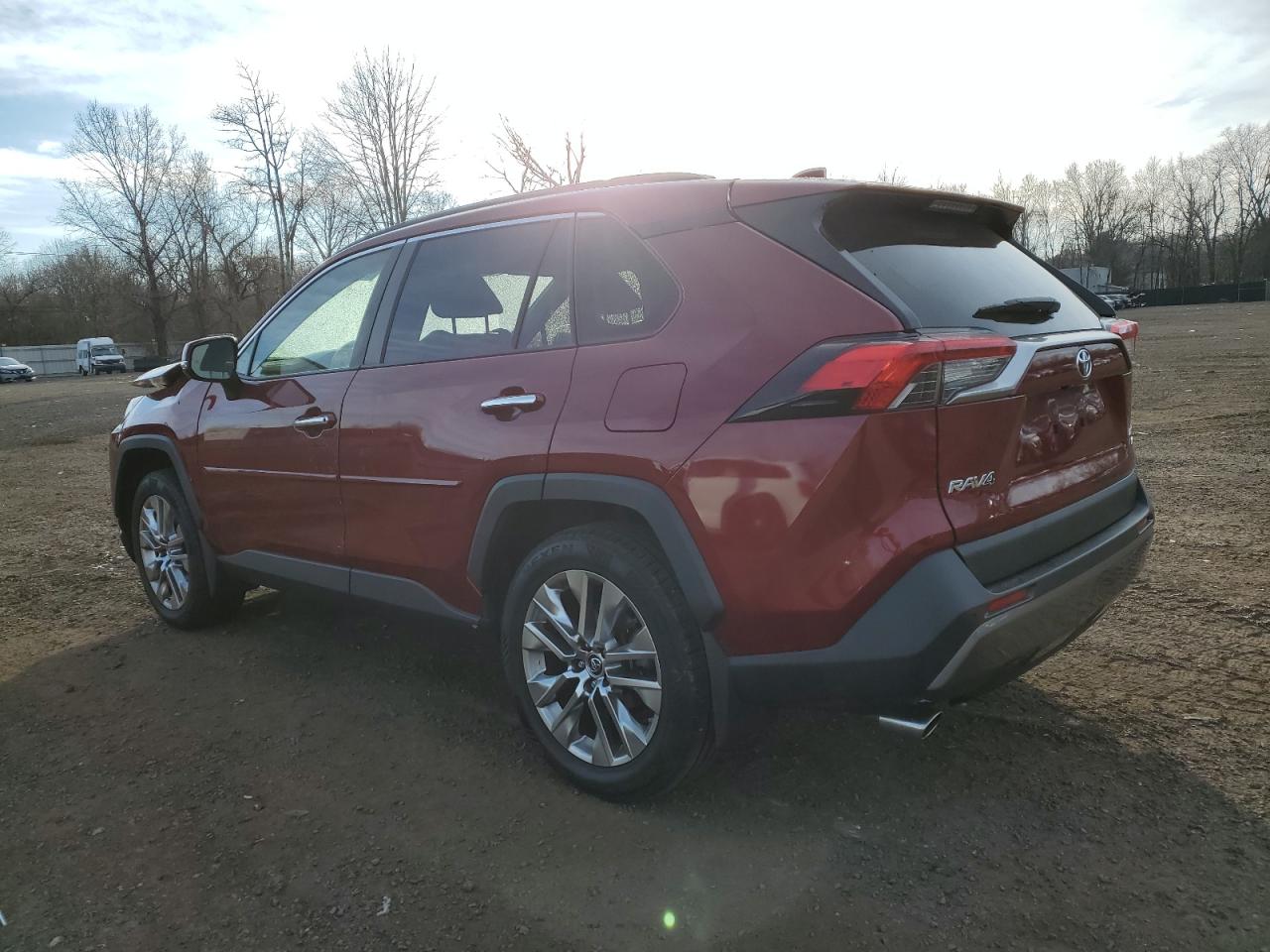 2019 Toyota RAV 4 - Image 2