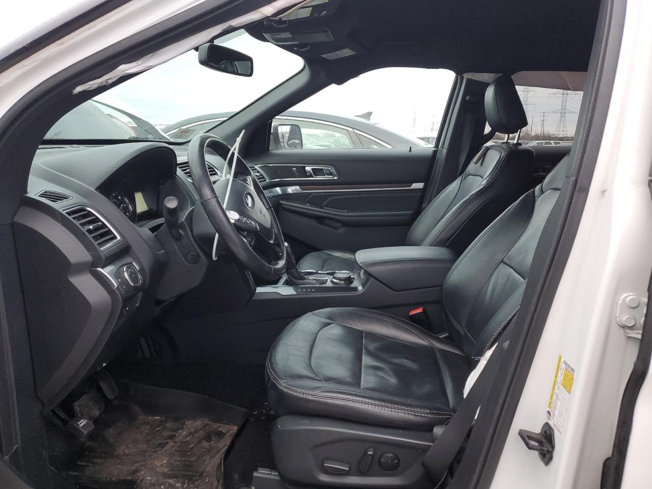 2019 Ford Explorer - Image 7